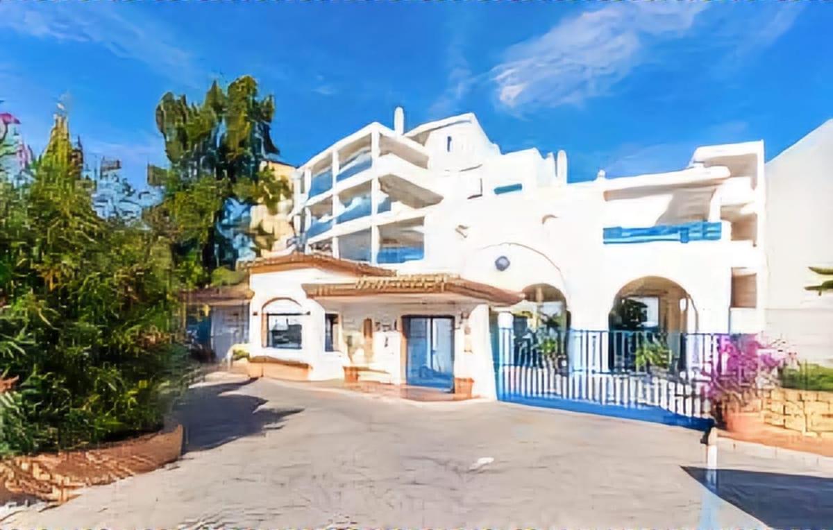 Residencial La Duquesa Suites Golf & Gardens San Luis de Sabinillas Eksteriør bilde